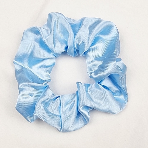 4 FOR $16 🔥Blue Satin Scrunchie Hair Tie - Picture 1 of 5